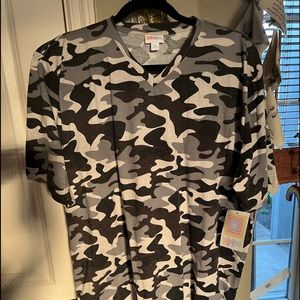 NWT Lularoe Devin XL Camo